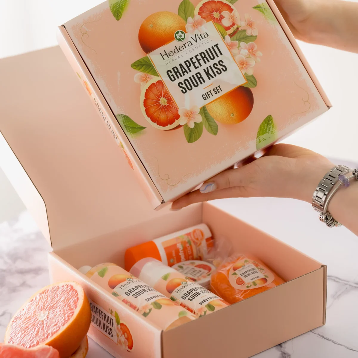 Alternative view of Poklon set – Grapefruit Sour Kiss
